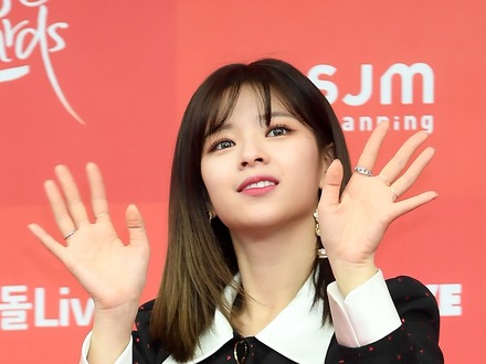 TWICEはこれからも“同じTWICE”でいられるのか ジョンヨンのJYP退社で変わる11年間の前提