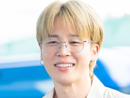 「キスされた!」BTS・JIMIN、がんと闘う少女に“最高に甘いハグと一生忘れられない思い出”をプレゼント