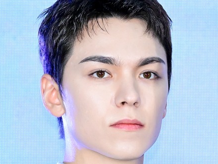 SEVENTEEN・バーノン、本日（8月20日）兵役期間に突入　新兵訓練後に社会服務要員として代替服務へ