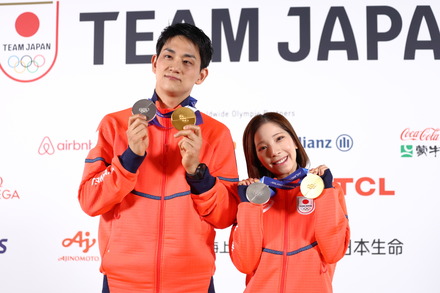 木原龍一と三浦璃来(写真:西村尚己/アフロスポーツ)