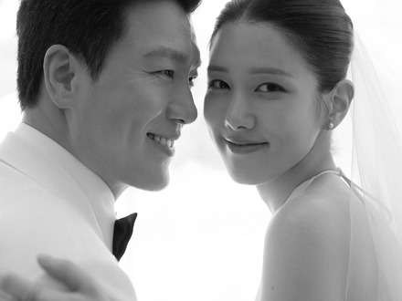 “離婚と再婚”を同時発表!韓国ミュージカル俳優、お相手の元アイドルは妊娠中「一つの家族に」
