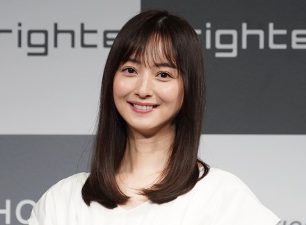 佐々木希【写真:竹内みちまろ】
