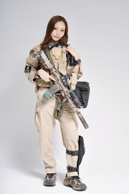 (C) アストワ