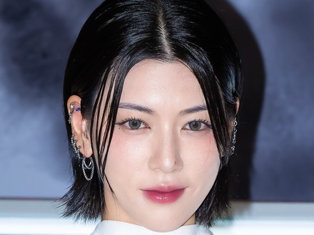 三吉彩花、体調不良から回復し『タチャ:ベルゼブブの歌』韓国PRに合流 配給のCJ ENMが発表