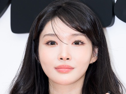 契約終了時に設立者との対談動画が公開!I.O.I出身チョンハ、3年で事務所を離れる