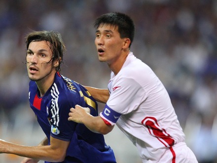 北朝鮮監督はかつて南アW杯出場、日本戦も経験 アジア大会初戦黒星に「一生懸命応援してくれた同胞に申し訳ない」【現地取材】