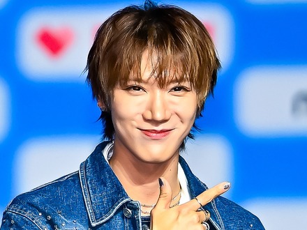 「息止まる」NCT・テン、“素肌ジャケット”で大人の色気…パリの夜を彩るスーツ姿にファン悶絶