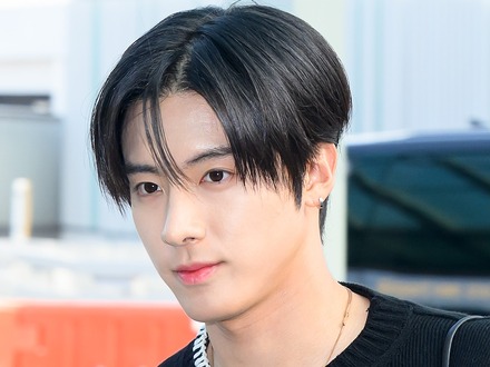 THE BOYZ・エリック、初の韓国単独ファンミーティング「花よりソン・ヨンジェ」開催決定!