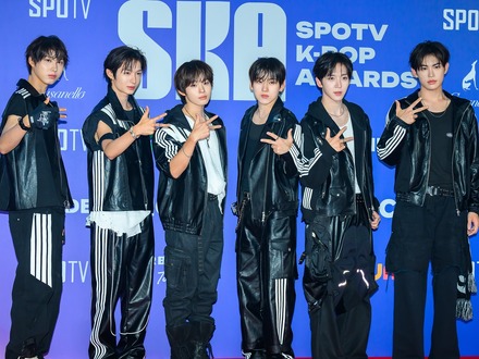 “JYP新人”KickFlip、新ALのトラックを一部公開!メンバーが選ぶ「最も青春らしい曲」は?