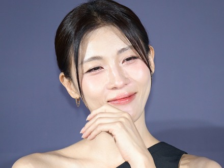 「何も着てない?」“NHK韓ドラの女王”が見せた眩しすぎる肉体…徹底した自己管理も話題に