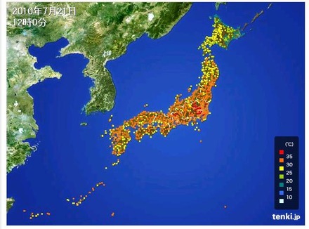 12時現在の気温アメダス。関東や東海で35度以上を示す赤い点が見える