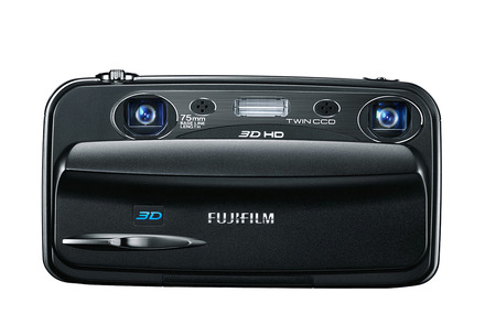 「FinePix REAL 3D W3」正面
