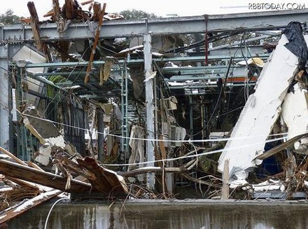NTT東日本が18日に発表した、岩手県通信ビルの被害状況