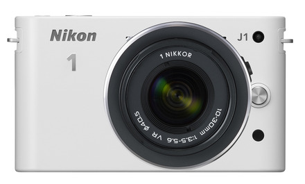 「Nikon 1 J1 標準ズームレンズキット」ホワイト