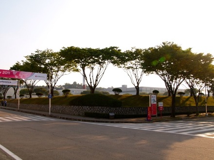 韓国・ピョンテク市の製造拠点「LG Digital Park」
