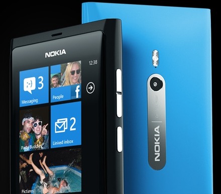 Nokia Lumia 800