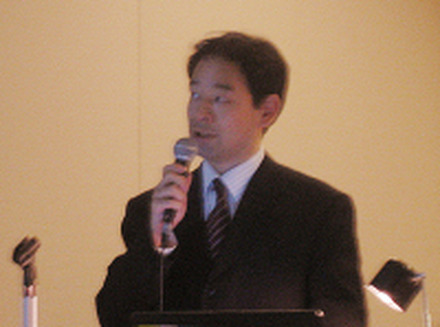 　CEATEC JAPAN 2006（会場：幕張メッセ）カンファレンス会場にて、三菱総合研究所の西角直樹氏より、「次世代ネットワーク（NGN）のもたらす競争環境の変化」と題したセミナーが開催された。
