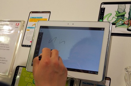 【MWC 2012（Vol.19）】大画面でもスタイラス「GALAXY Note 10.1」登場