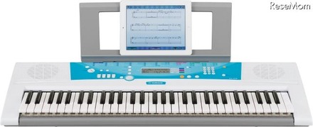 ヤマハ「EZ-J220」利用イメージ。iPadは製品に含まれません。