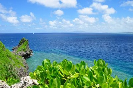 「国内の人気ビーチランキング」1位に輝いた沖縄県 竹富島の「コンドイビーチ」