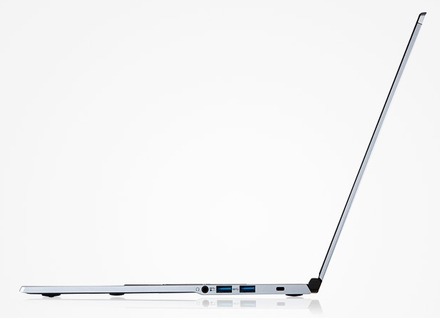 最厚部が12.8mmで世界最薄をうたう15.6型液晶Ultrabook「LaVie X」