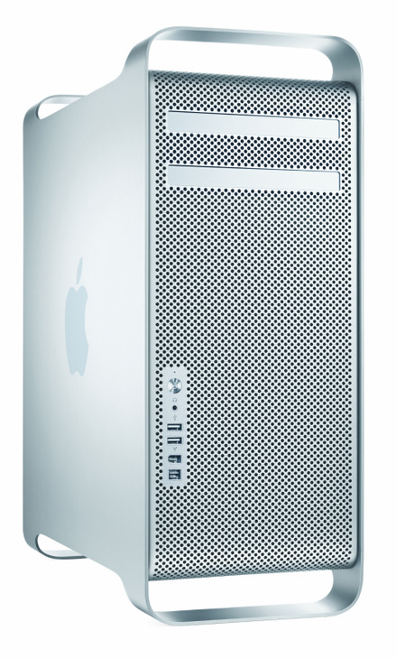 　速報でお伝えしたとおり、アップルは、コードネーム“Clovertown”の3.0GHz「クアッドコア インテル Xeon プロセッサー」を2基搭載した「Mac Pro」の販売を開始した。