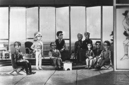 1965年『サンダーバード』。The Tracy family of Gerry Anderson's television series 'Thunderbirds' operate the International Rescue service. (Photo by Larry Ellis/Getty Images)