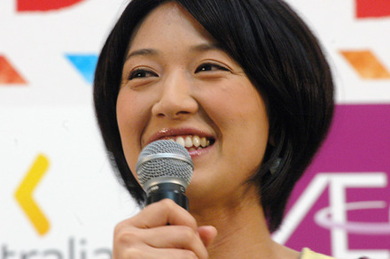 現役を退いてから、くびれを作るためにストレッチをしていると話す浅尾美和さん