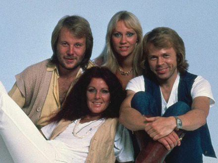 「ダンシング・クイーン」や「ママ・ミア」などのヒット曲があるグループ、ABBA(c) Universal Music K.K.