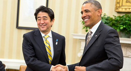 『リンカーン』に心震わせた安倍晋三総理首相（日）＆バラク・オバマ大統領（米） -(C) Getty Images