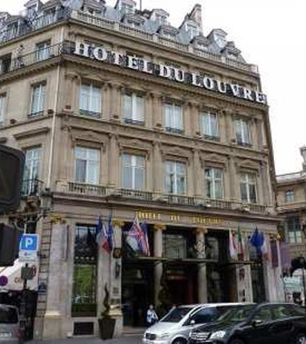 ホテル デュ ルーヴル（フランス・パリ）