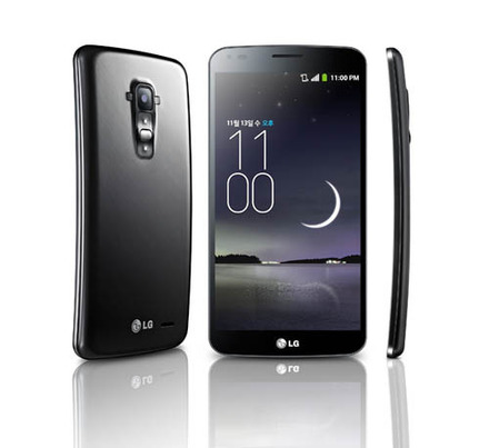 上下に弧を描くデザインを採用した「LG G Flex」