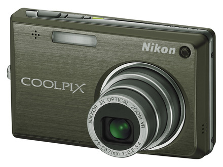 ニコン、世界最小ボディのコンパクトデジカメ「COOLPIX S」シリーズ