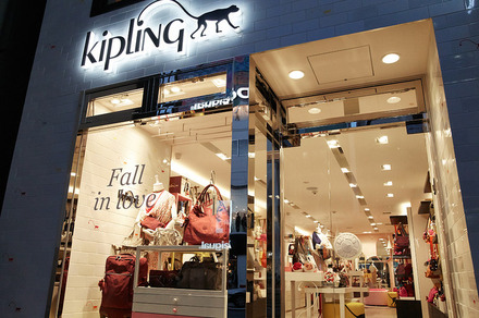 「キプリング（kipling）」表参道店ファサード