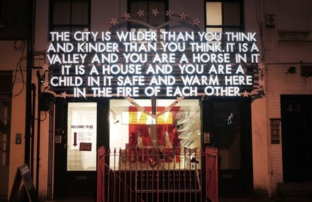 ロバート・モンゴメリーの「THE CITY IS WILDER THAN YOU THINK」