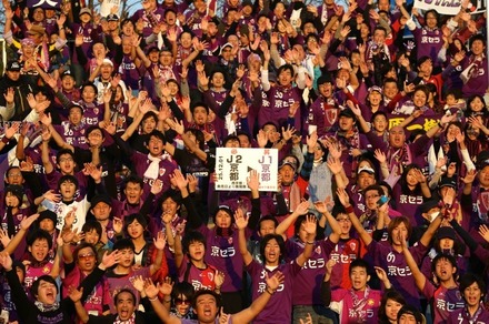 京都 vs 長崎（西京極、1日）　　（C） J.LEAGUE PHOTOS