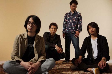 ASIAN KUNG-FU GENERATION