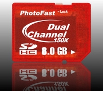 　エバーグリーンは、PhotoFast製ハイスピードClass6のSDHCカードの8GBモデルを同社直販サイト「上海問屋」で発売した。価格は9,999円。