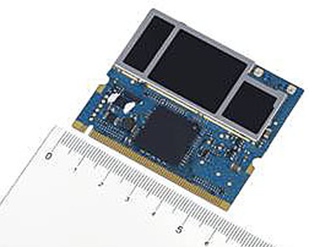 　ソニーは、QoS機能を搭載した、IEEE802.11a/b/g準拠のワイヤレスLANモジュール「2.4GHz/5.2GHz帯無線通信ユニット（SWU-AGK152M）」を7月下旬にサンプル出荷する。