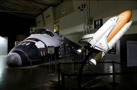 「宇宙博2014 －NASA・JAXAの挑戦」は9月23日まで開催