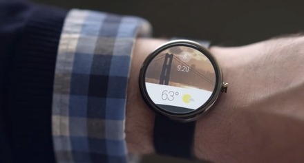 ウェアラブル端末向けプラットフォーム「Android Wear」搭載のMotorola製「Moto 360」