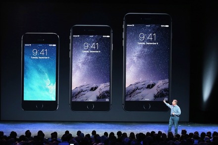左から iPhone 5s、6、6 Plus　(c) Getty Images