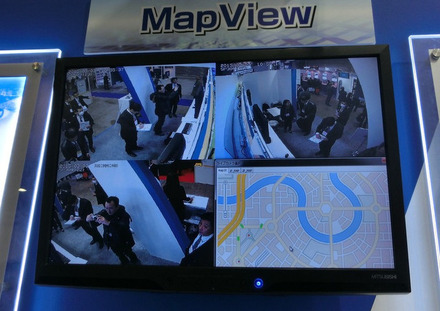 「MapView」で右下の地図上にある3つのカメラを選択し、その映像を画面に表示したところ