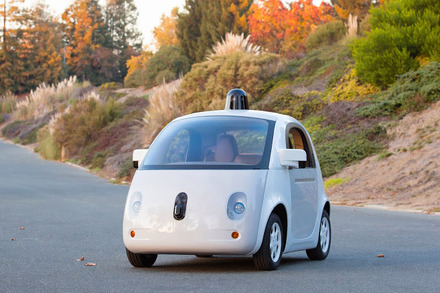 米Googleから発表された自動運転自動車のプロトタイプ