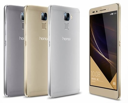 2.2GHzのオクタコアプロセッサを搭載するハイスペックモデル5.2型「Honor 7」