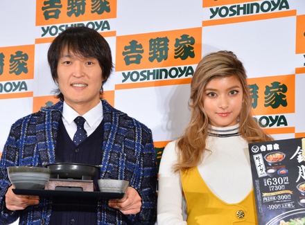 千原ジュニア、ローラ【写真：竹内みちまろ】