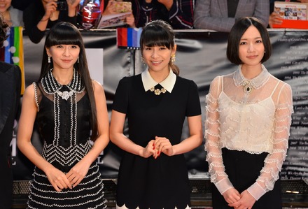 Perfume、東京国際映画祭レッドカーペット登場でファンが熱狂！