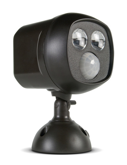 乾電池式防犯カメラ「ダレカ」に対応した人感センサー赤外線ライト「APL200」（画像はプレスリリースより）