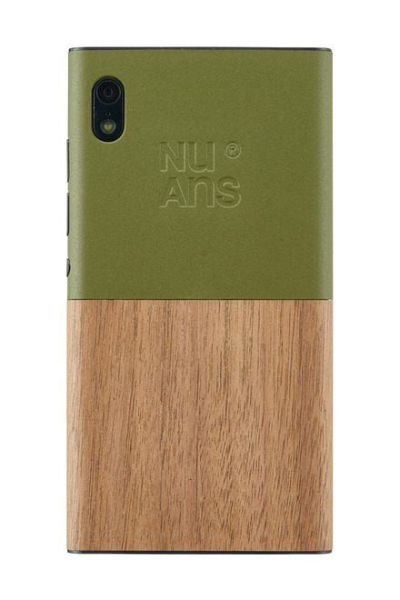 初回出荷を開始したWindows 10 Mobileスマホ「NuAns NEO」、渋谷ロフトなどで店頭販売される