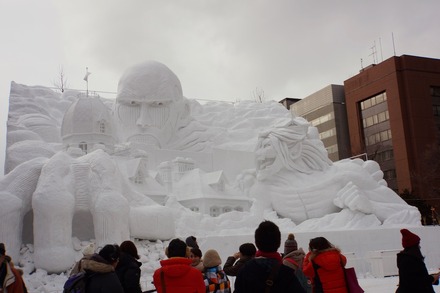進撃の巨人 大雪像